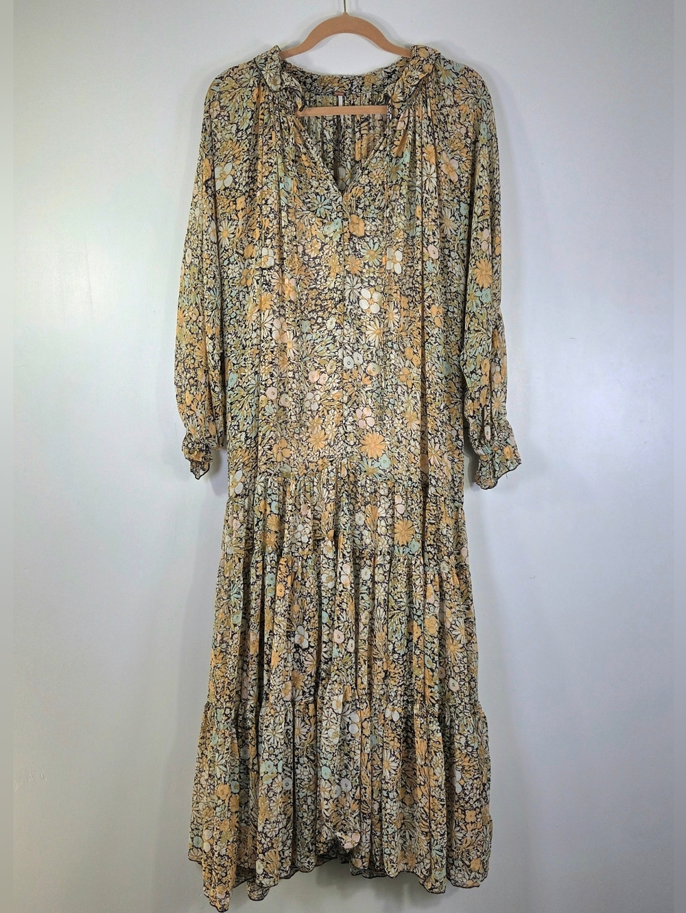 FREE PEOPLE FEELING GROOVY BOHO MAXI DRESS.
